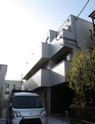 �_�ސ쌧���s�K����12-7�̃}���V�����̌����O��